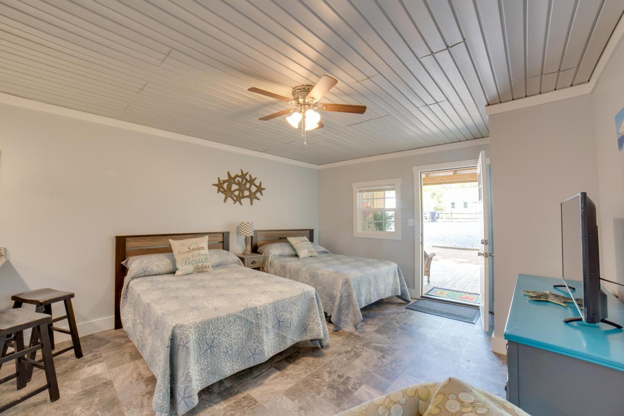 Ocean Isle Beach Studio With Patio - 1 Mi To Pier! エクステリア 写真
